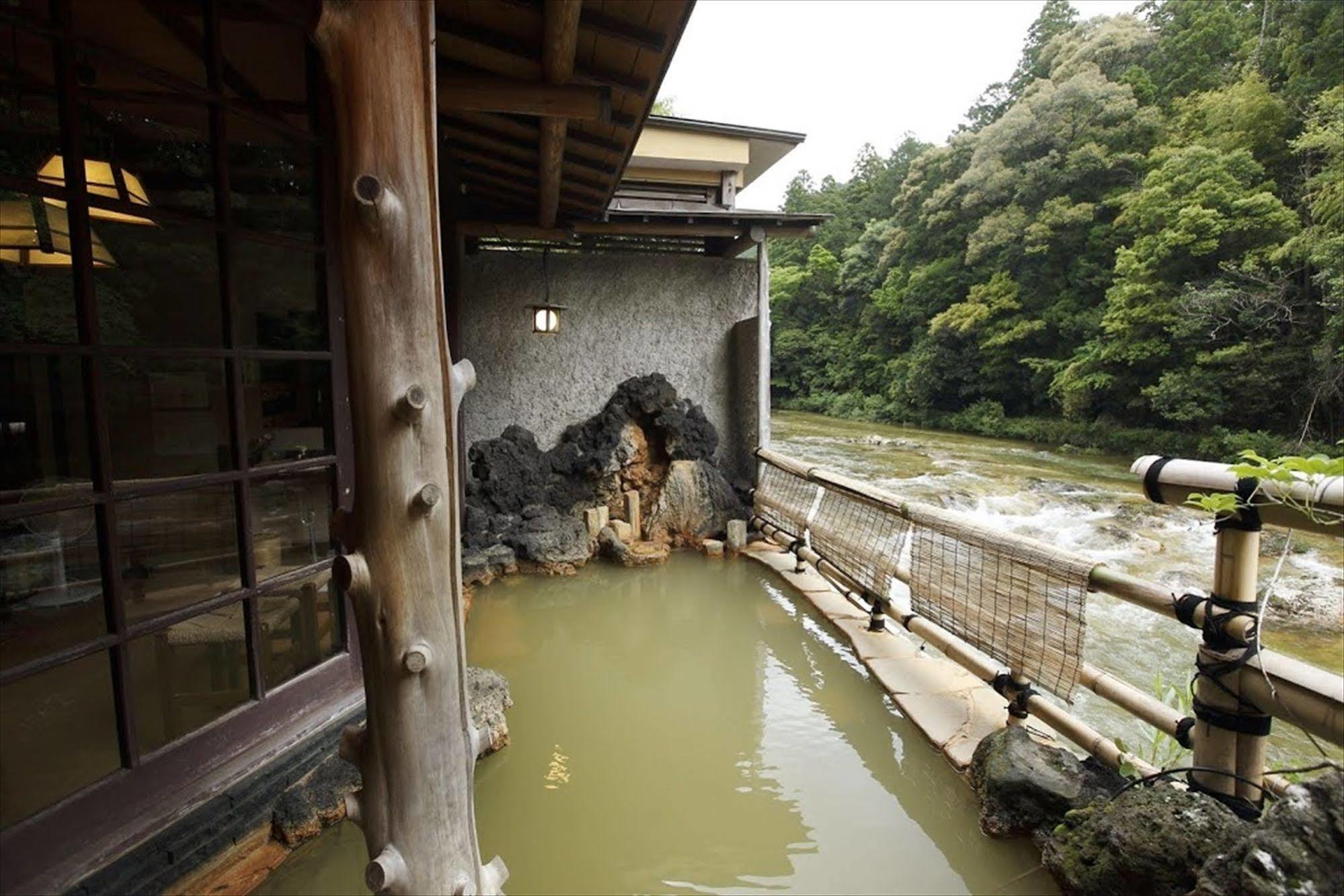 Hazu Bekkan Shinshiro Exterior photo